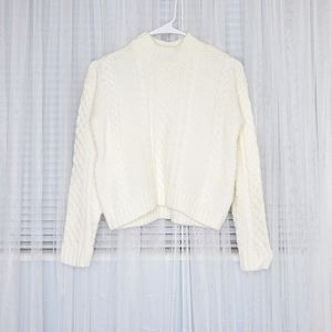 Forever 21 Size S Crop Style White Sweater